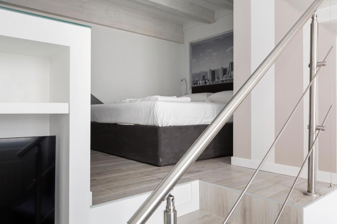 Nest For 2 In Milan Fashion District Via S Cecilia Lägenhet Exteriör bild