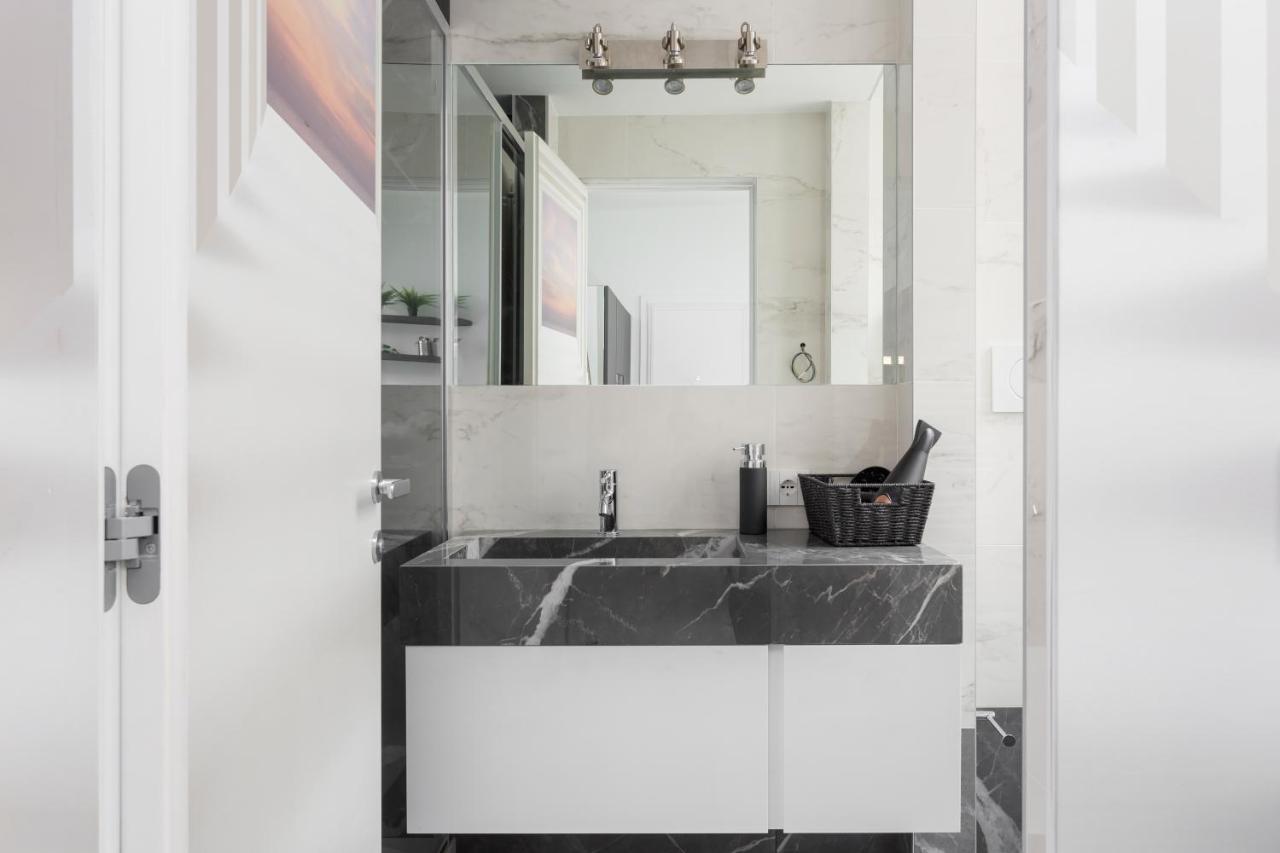 Nest For 2 In Milan Fashion District Via S Cecilia Lägenhet Exteriör bild
